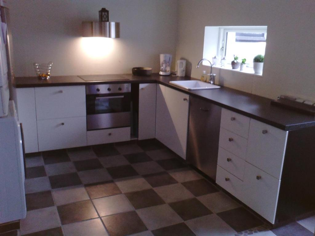 Svalegaarden Guesthouse Særslev 외부 사진