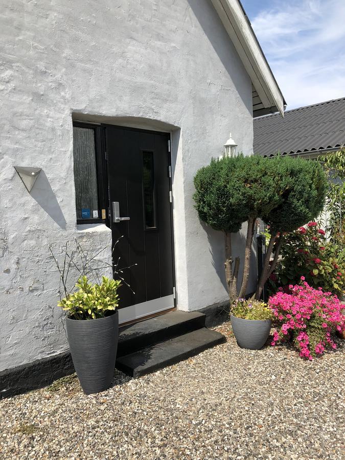 Svalegaarden Guesthouse Særslev 외부 사진